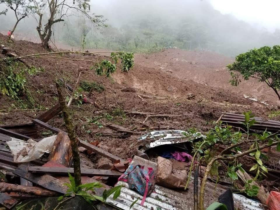 Deslizamiento en el Macizo de Peñas Blancas, Municipio Tuma La Dalia. Cortesía