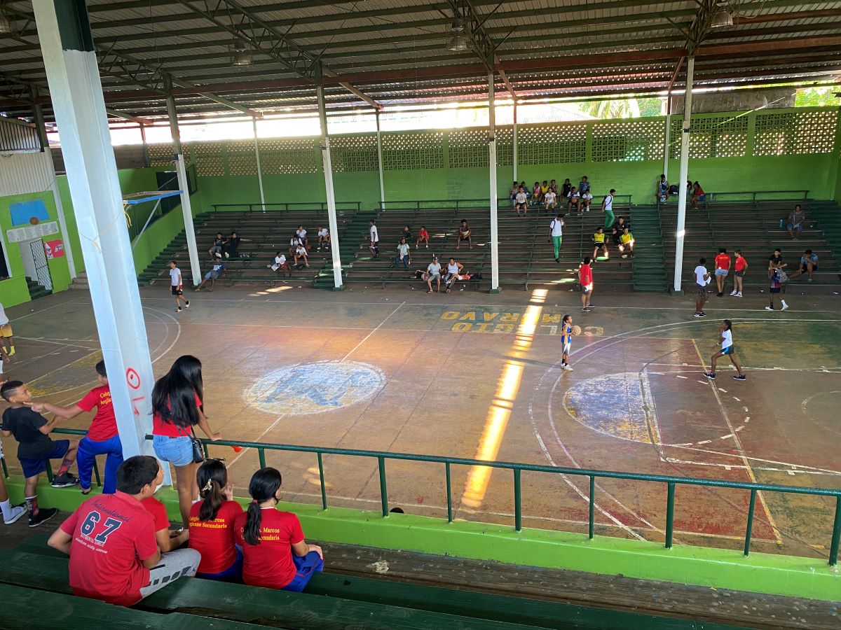 Juegos de baloncesto escolar